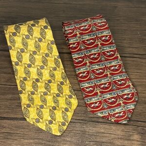 TWO Metropolitan Museum of Art Ties Blue Red‎ Pattern Yellow Geometric Silk
